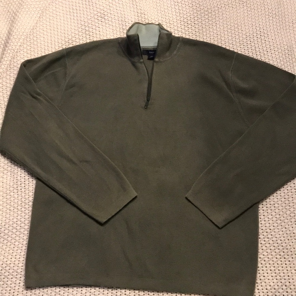 CCO GAP men’s quarter zip pullover